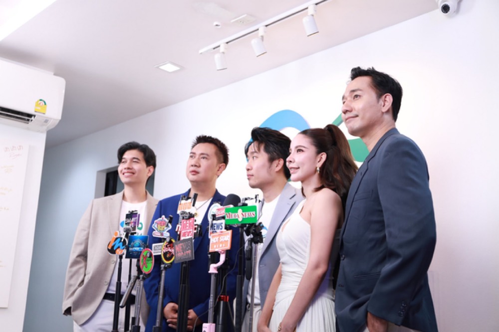 ทีมงาน LIVE TO FLOW ในงานอีเวนต์